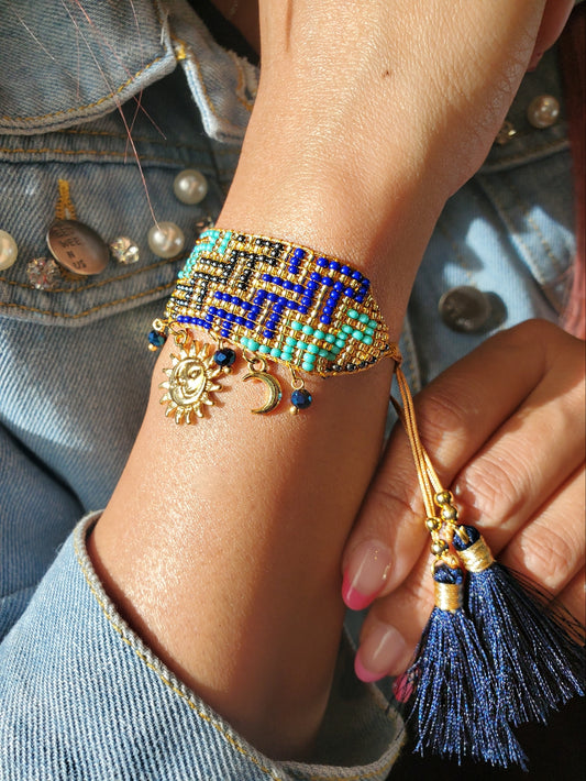 Blue sun bracelet